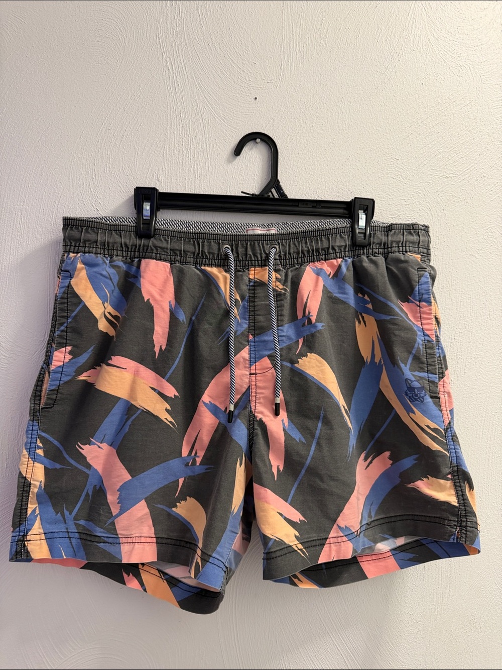 Men's Gray Brushstroke Swim Trunks with Coral & Blue Print